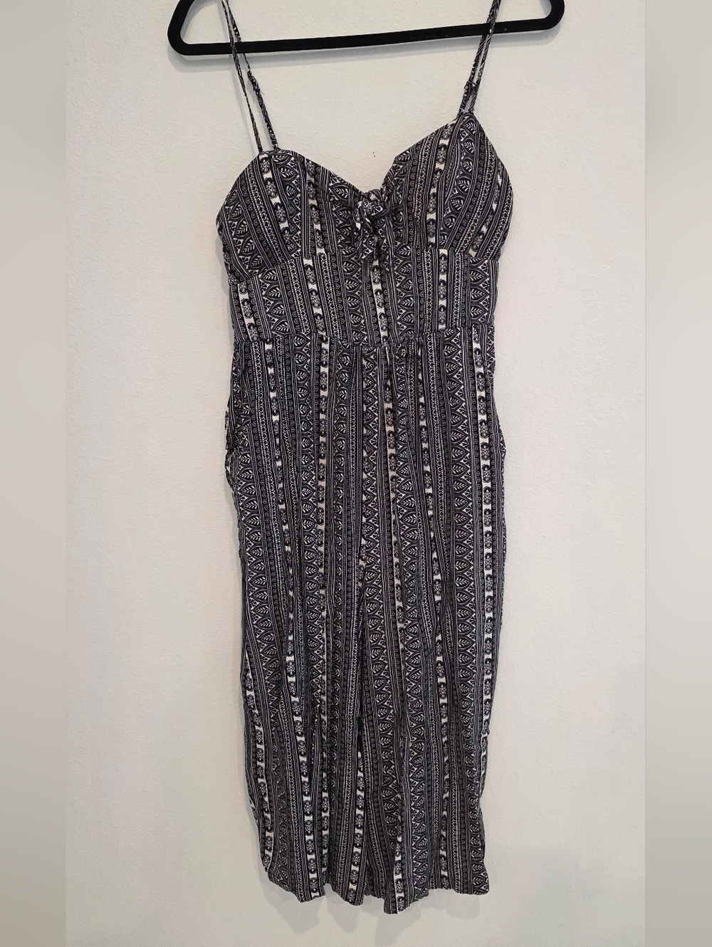 Black and White Striped Pattern Jumpsuit